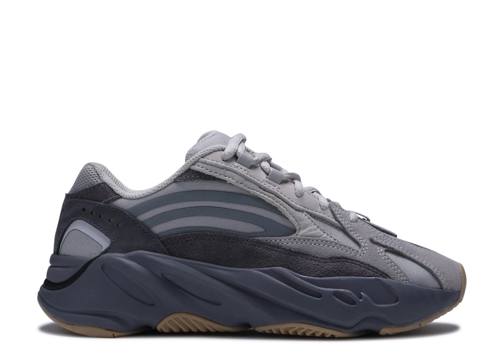 Yeezy — Yeezy Boost 700 V2 'Tephra' — Sneaker — resale