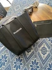 Balenciaga — Balenciaga Everyday XXS — Handbag — resale