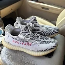 Adidas — Adidas Yeezy Boost 350 V2 2017 Size 11 Classic and Real — Sneaker — resale