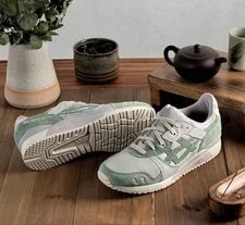 Asics — Asics Gel-lyte III Incense Pack 26.5cm OG Limited Edition New in Box — Sneaker — resale
