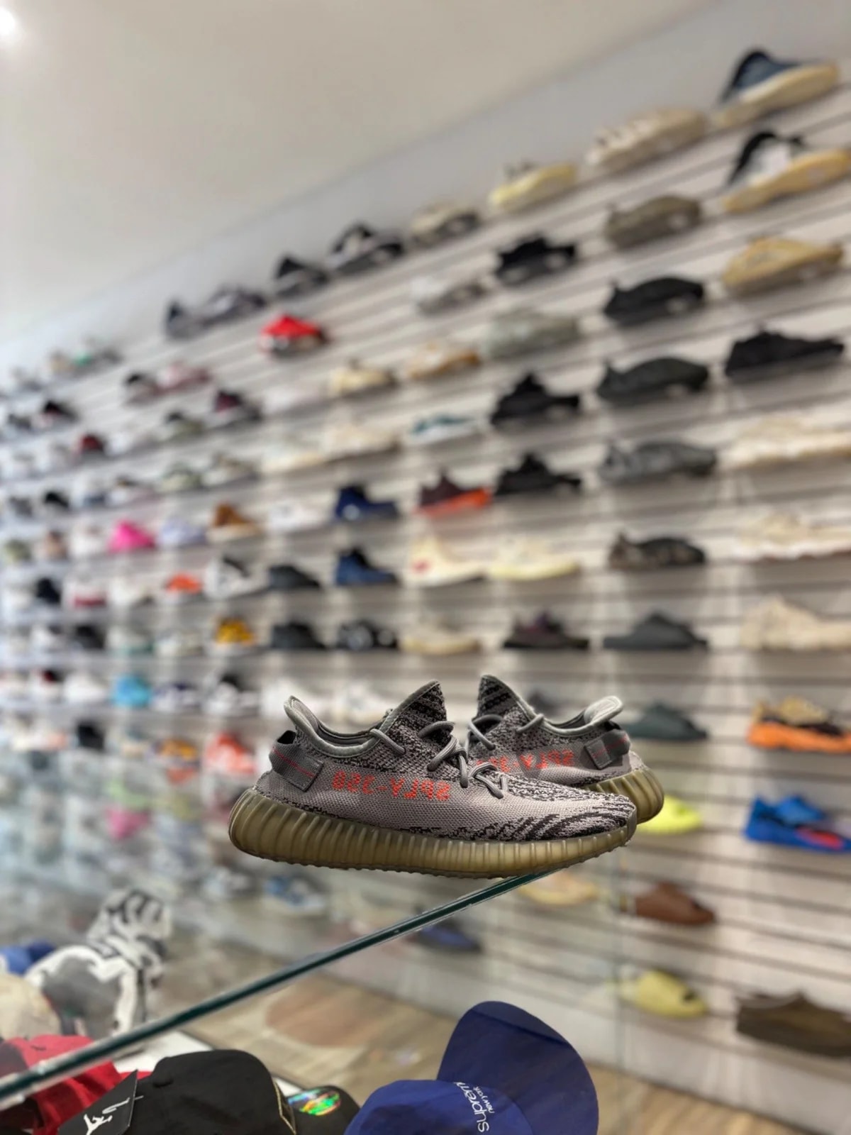 Yeezy — Yeezy 350 Boost Beluga — Sneaker — resale