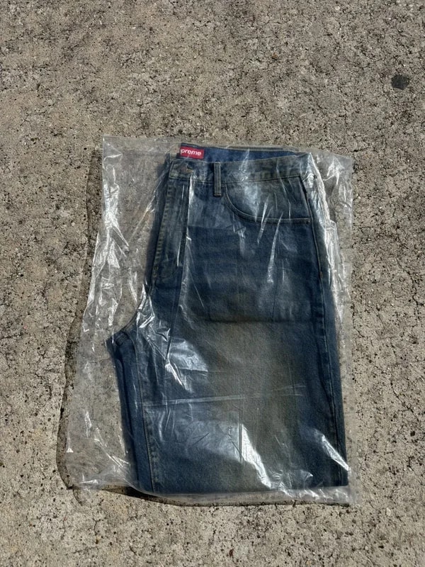 Supreme — Supreme FW25 Faux Fur Loose Size 34 — Handbag — resale