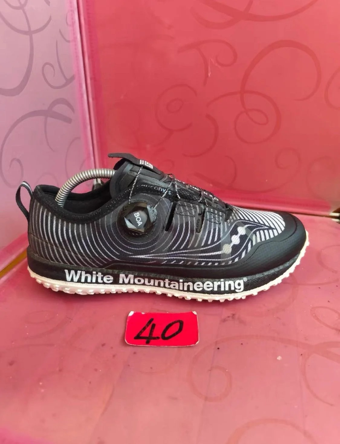 Saucony — Saucony Switchback ISO X White Mountain Collab TrailDD3 — Sneaker — resale