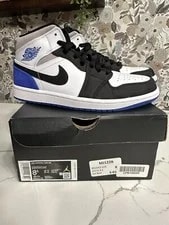 Air Jordan — AIR Jordan 1 MID SE /Hyper - Size 8.5 Excellent Condition — Sneaker — resale