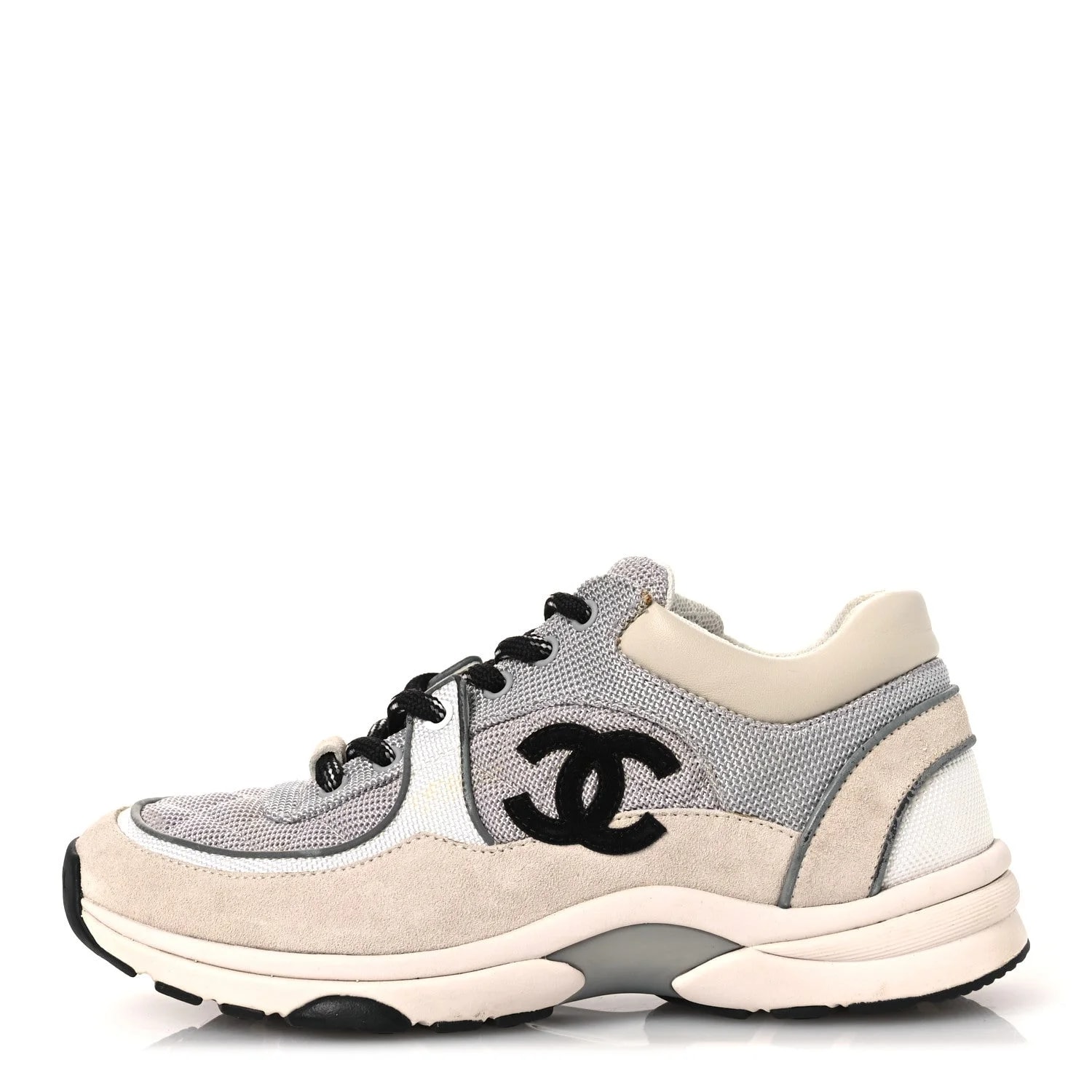 Chanel — Grained CC 37 — Sneaker — resale