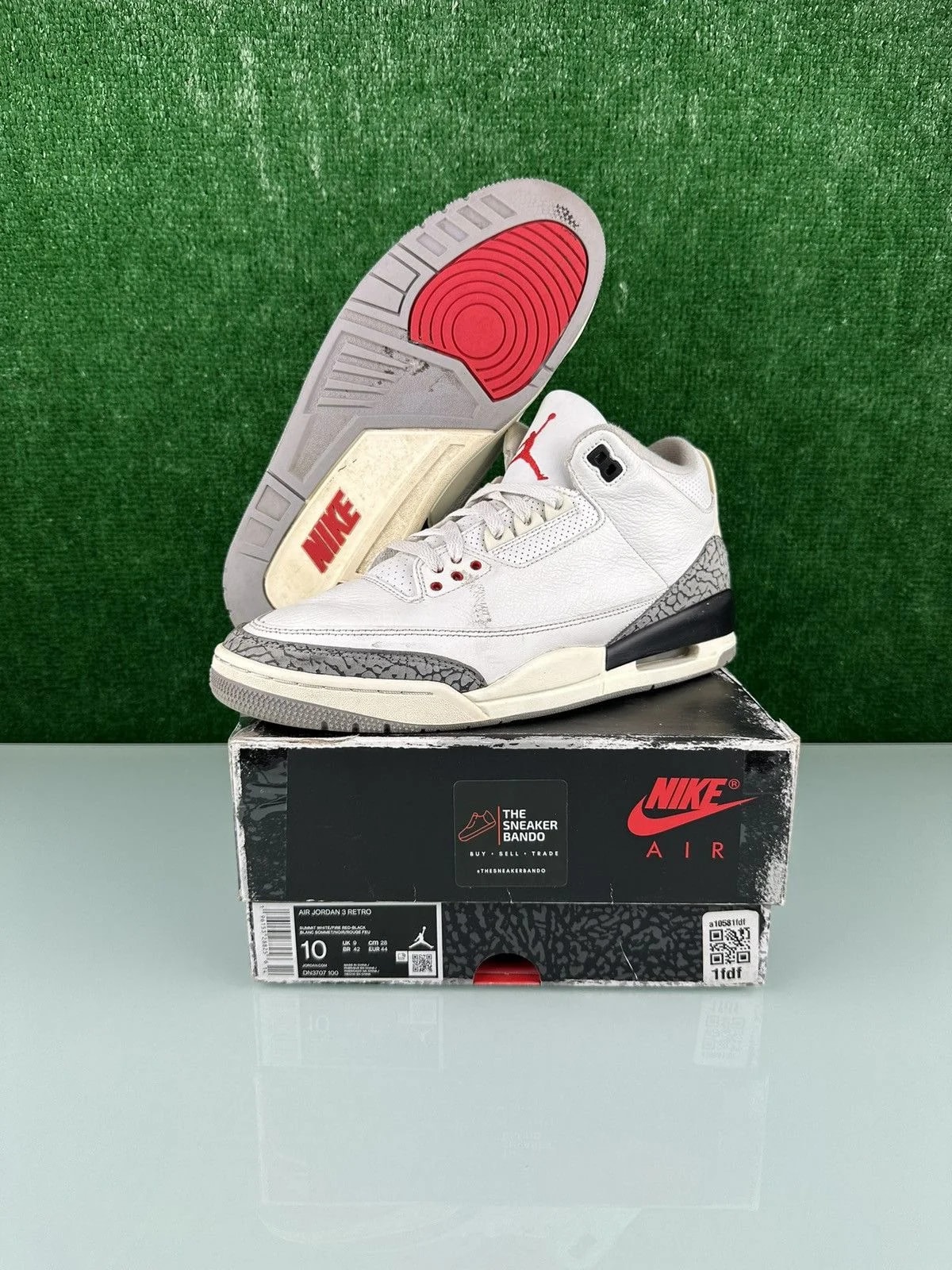 Jordan — Jordan 3 Retro Mid Reimagined — Sneaker — resale