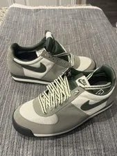 Nike ACG — Nike Acg Lava Dome Hiking Shoes Sz 9 648028 021 — Sneaker — resale