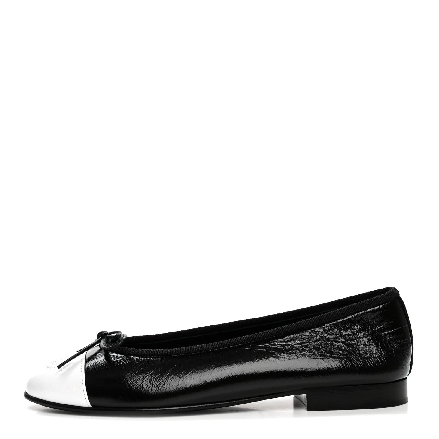 Chanel — Crumpled Shiny Cap Toe CC Ballerina 36.5 — Designer Shoe — resale
