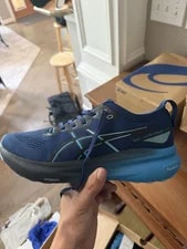 Asics — Asics GEL-Kayano 31 ’S Low Top Athletic Running — Sneaker — resale