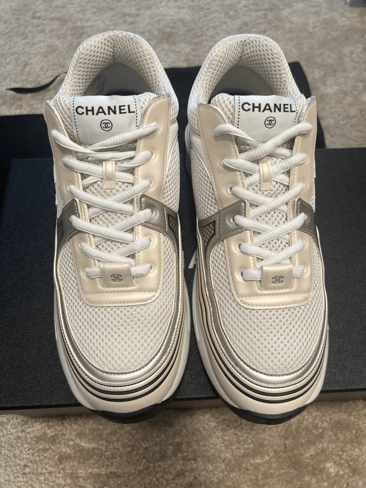 Chanel — Chanel IvoryWhiteSilver — Sneaker — resale