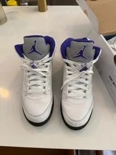 Jordan — Size 7 - Jordan 5 2022 — Sneaker — resale
