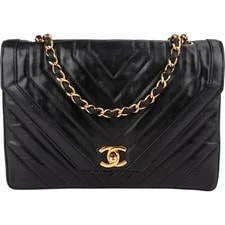 Chanel — Chanel Chevron Single Flap Coco CC — Handbag — resale