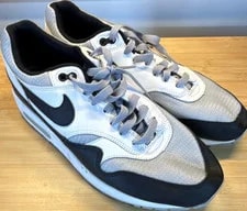 Nike — Nike Air Max 1 / Low-Top 943758-901 — Sneaker — resale