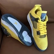 Air Jordan — CT8527-700 Air Jordan 4 Retro Tour - ’S — Sneaker — resale
