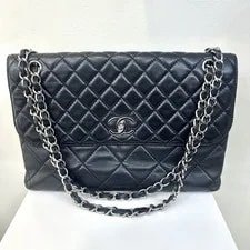 Chanel — Chanel in the Business Quilted Single Flap — Handbag — resale