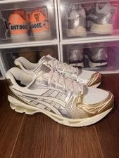 Asics — Asics Gel Kayano 14 / Olympic Medals 1203A537-104 — Sneaker — resale