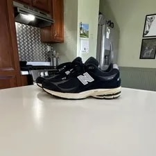 New Balance — New Balance 2002r Eclipse Running Shoes — Sneaker — resale