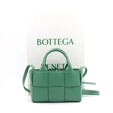 Bottega Veneta — Bottega Veneta Mermaid Candy Arco and 152893050 — Handbag — resale