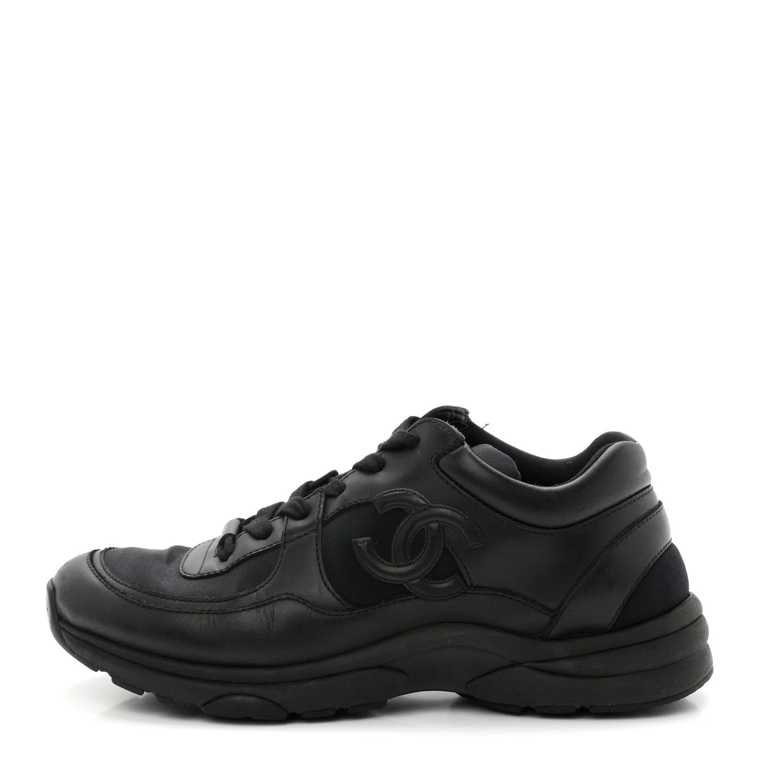 Chanel — Fabric CC Uniform 39 — Sneaker — resale