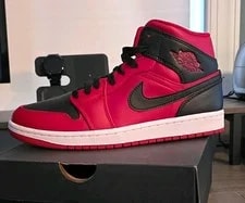 Jordan — Jordan Air 1 Mid Reverse Gym / / 554724-660 — Sneaker — resale