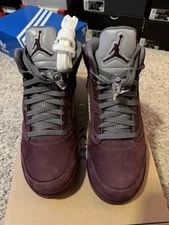 Jordan — Jordan Air 5 Retro / High Top Lace-Up — Sneaker — resale