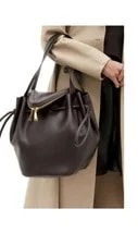 Bottega Veneta — Bottega Veneta Beak Large — Handbag — resale