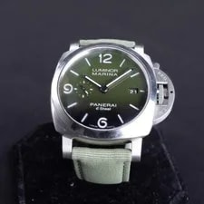 Panerai — Panerai Luminor “Verde Smeraldo” - 44mm Green Dial - 2021 Full Set - PAM01356 — Watch — resale