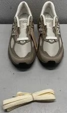 New Balance — New Balance US 8.5 990v6 Driftwood Timberwolf — Sneaker — resale