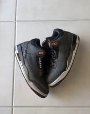 Jordan — Jordan 3 Fear — Sneaker — resale