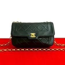 Chanel — Chanel Kiwami No 3 Diana Flap Matelasse Coco Chain r0_0612 — Handbag — resale