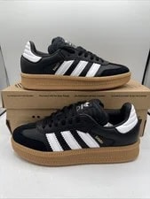 Adidas — Adidas Samba XLG Cloud Gum — Sneaker — resale