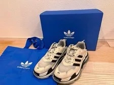 Balenciaga — 9.0US Balenciaga /Limited Item Adidas Collaboration Triple S Sneake Lim — Sneaker — resale