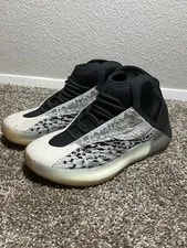 Adidas — Size 10 - Adidas Yeezy Quantum Sea — Sneaker — resale