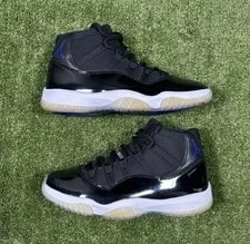 Air Jordan — Air Jordan 11 Retro ‘ ’ 2016 — Sneaker — resale