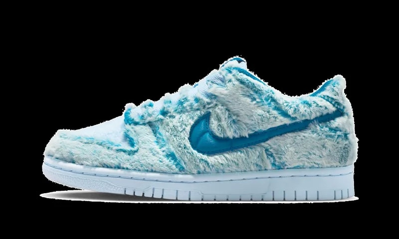 Nike — Dunk Low GS "Abominable Snowman" IM7171 301 — Sneaker — resale