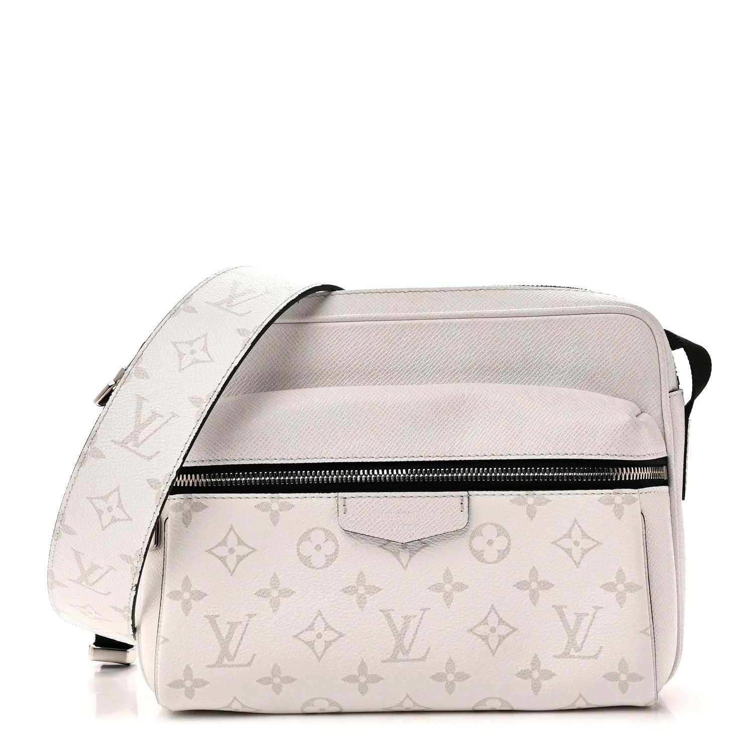 Louis Vuitton — Taigarama Outdoor Messenger Optic — Handbag — resale