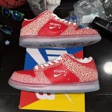 Nike — Size 9.5 - Stingwater X Nike Dunk SB Low Magic — Sneaker — resale