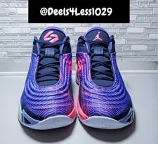 Jordan — Jordan Luka 3 Comet Size 7Y/ 8.5 Punch FQ8185-500 — Sneaker — resale