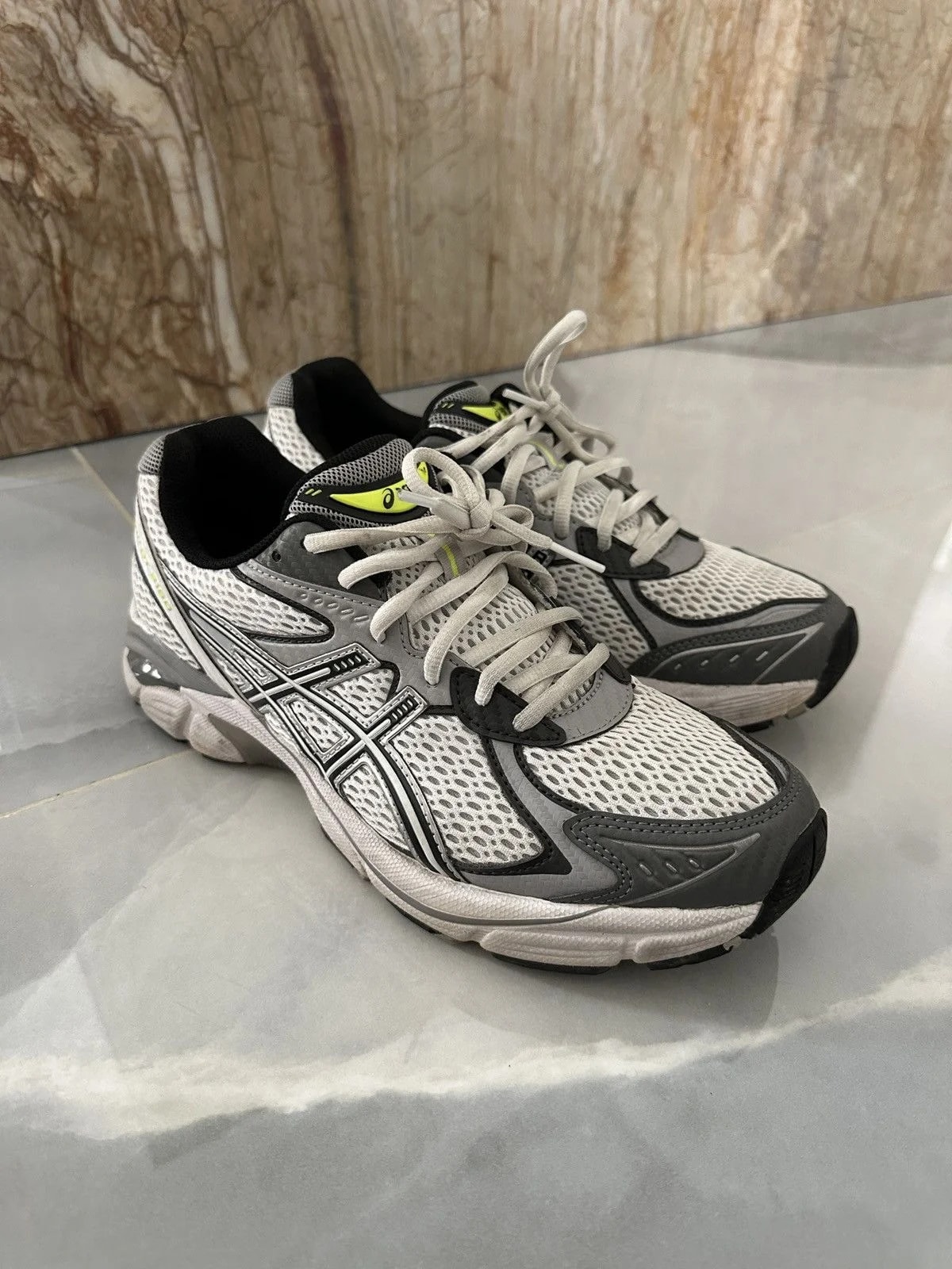 Asics — Jjjjound X Asics 2160 — Sneaker — resale