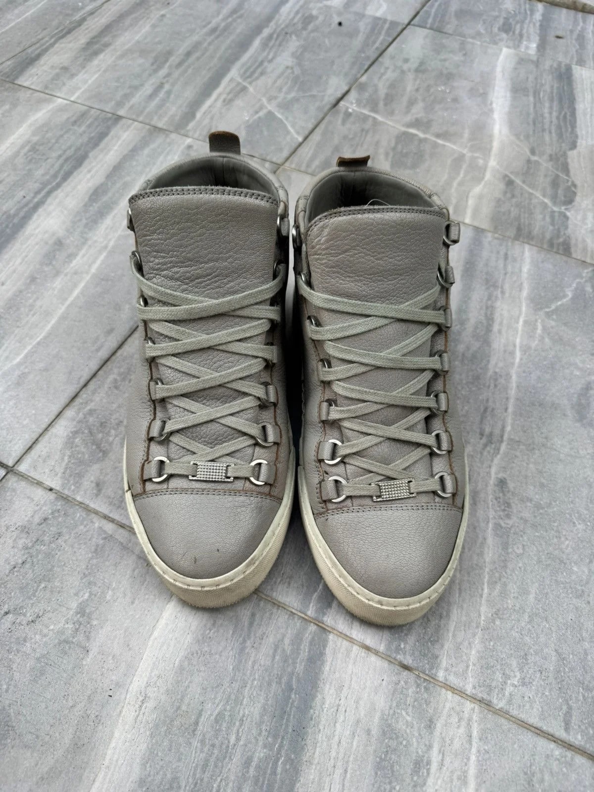 Balenciaga — Balenciaga Arena “ ” — Sneaker — resale