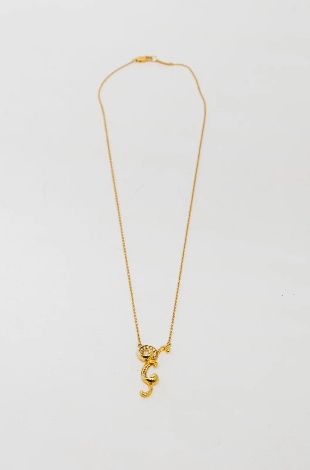 Worldofluxuryus — Carrera Y Carrera Origen 18K Yellow Gold & Diamonds Pendant — Watch — resale