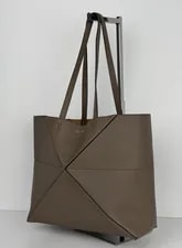 Loewe — Loewe Puzzle Fold Medium in Grained — Handbag — resale