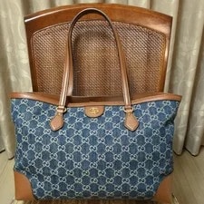 Gucci — Gucci GG Marmont 614946 — Handbag — resale