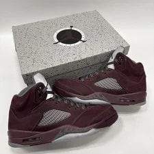 Jordan — Jordan 5 Retro -Very Clean — Sneaker — resale