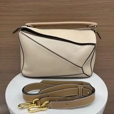 Loewe — Loewe Puzzle Medium Grained Top Handle Crossbody Duty Pa — Handbag — resale
