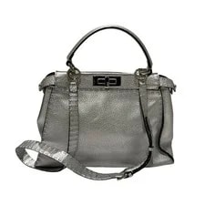 Fendi — Fendi Peekaboo Regular 8BN290 #OKB6370 — Handbag — resale