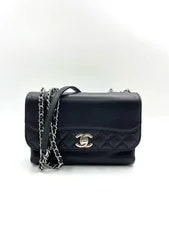Chanel — Chanel Classic Flap Accordion Chain Crossbody — Handbag — resale