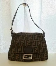 Fendi — Fendi Mamma Baguette Iconic Y2K Good — Handbag — resale