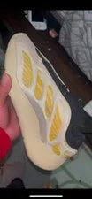 Adidas — Size 8 - Adidas Yeezy 700 V3 Safflower — Sneaker — resale