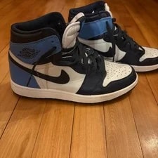 Air Jordan — Air Jordan 1 High OG Size 7.5 555088 140 — Sneaker — resale